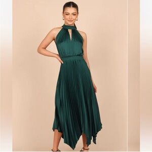 Petal and Pup Emerald Dominique Dress